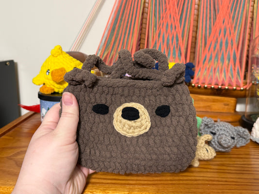 Brown Bear Crochet Handbag Purse for Phone – Grizzly Bear Design