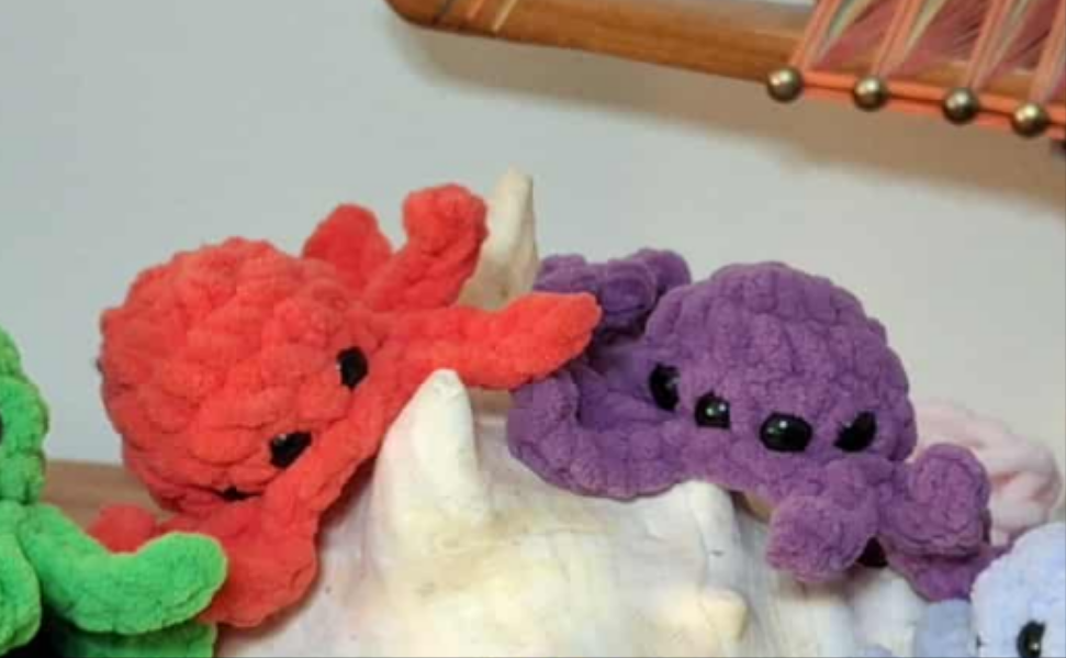 Pocket Spiders: Spooky Soft Stuffed Animals