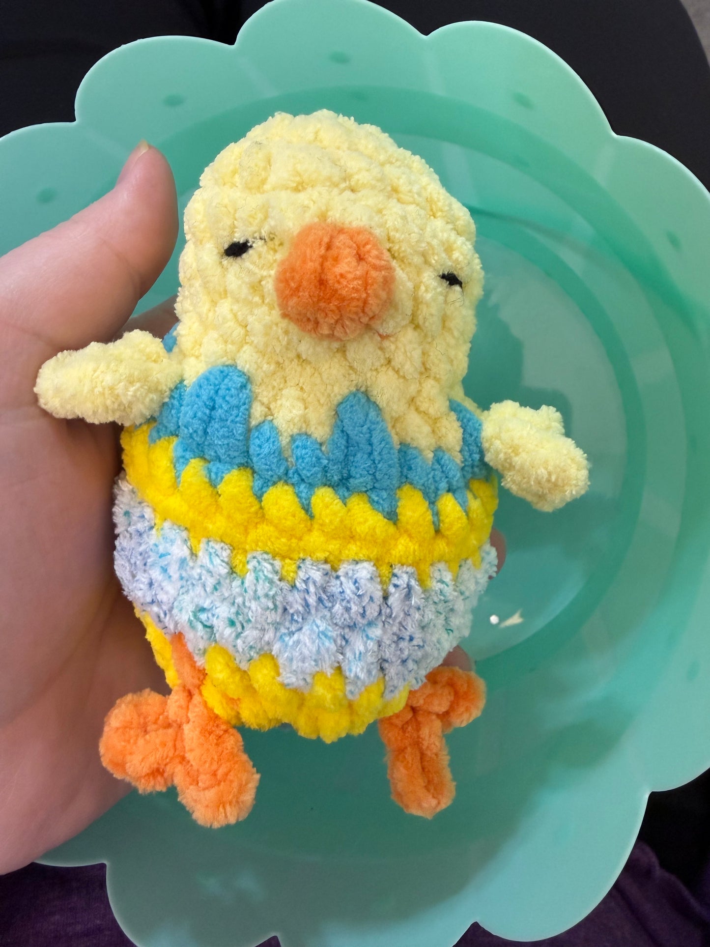 Easter Chick Hatchling: No-Sew Crochet Pattern