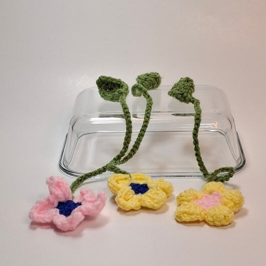 Flower Bookmarks – Cute Crochet Garden Page Markers for Books, Journals & Gifts
