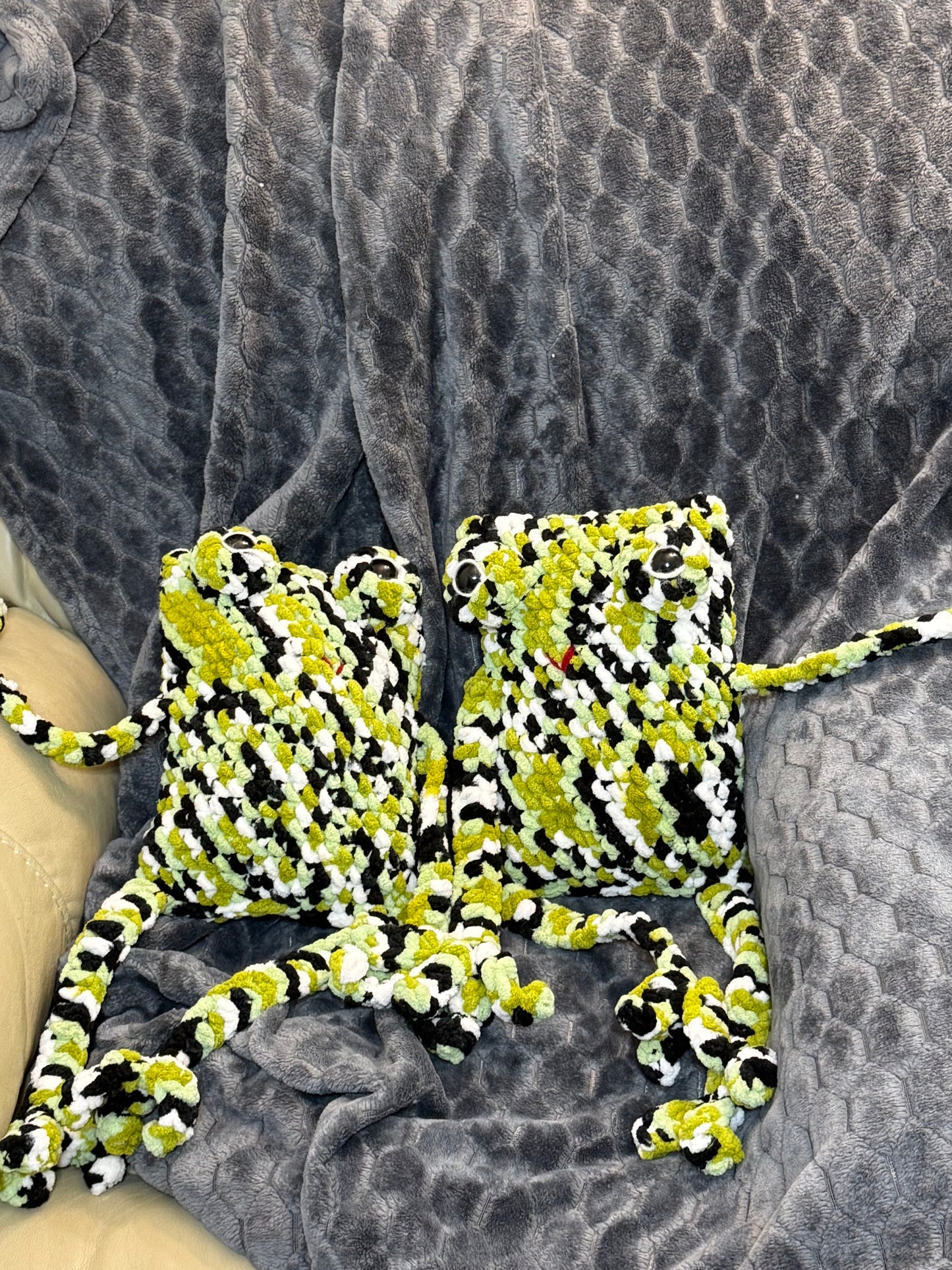 Handmade Crochet Leggy Frog Plush – Soft Stuffed Animal Toy for Kids