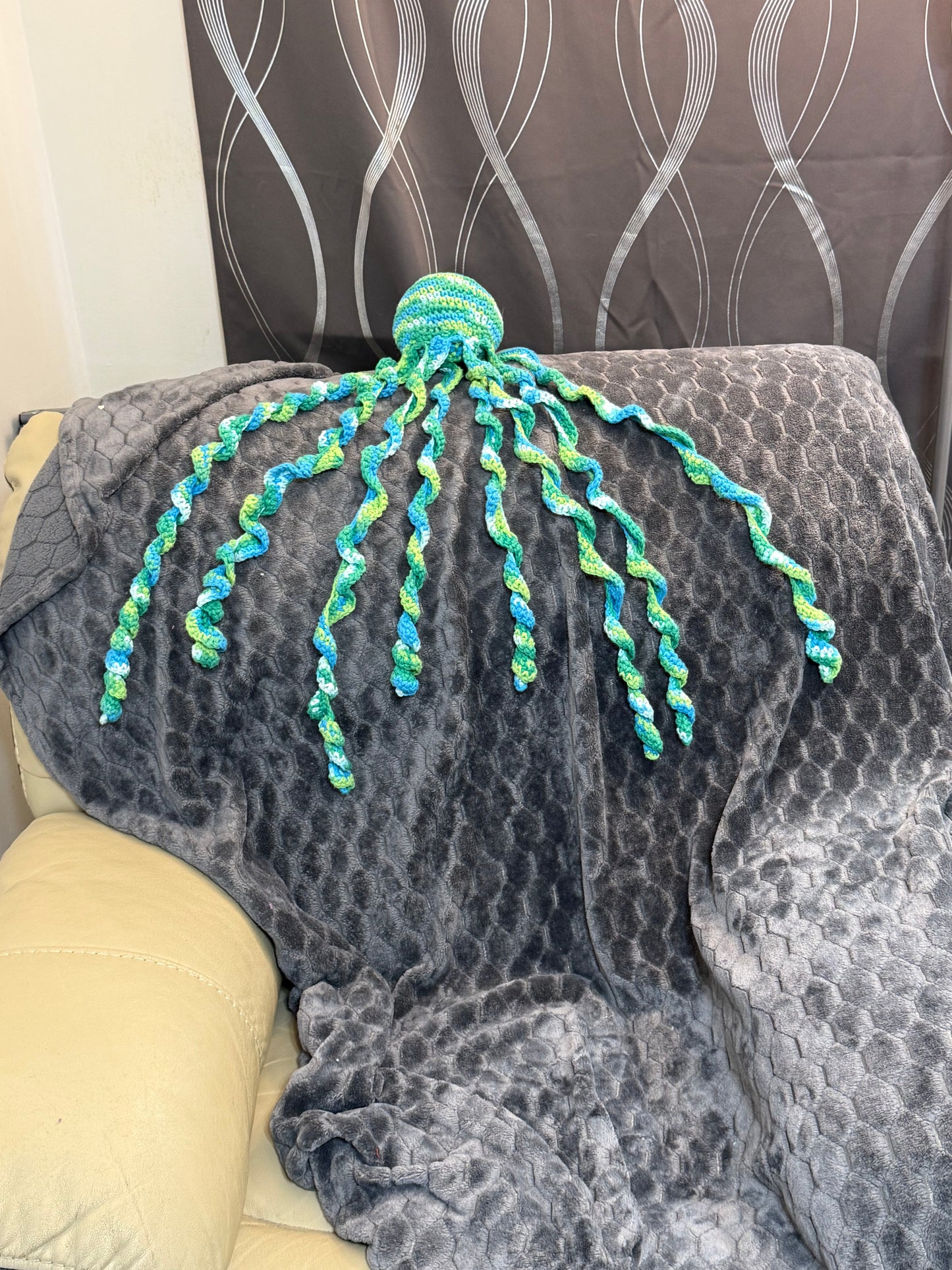 Rainbow Jellyfish Plushie – Colorful Crochet Sea Creature Toy for Ocean Lovers & Gifts