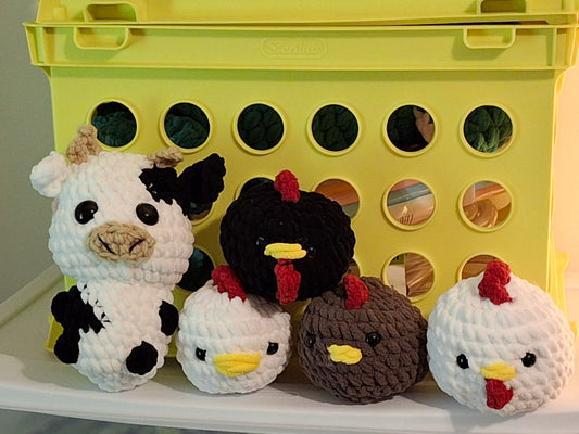 Plush Farm Animals: Round Fluffy Homemade Pigs and Chickens Stuffed Farm Animals